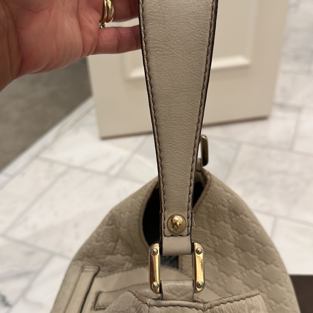 Gucci women’s Hobo handbag - Picture 7 of 12